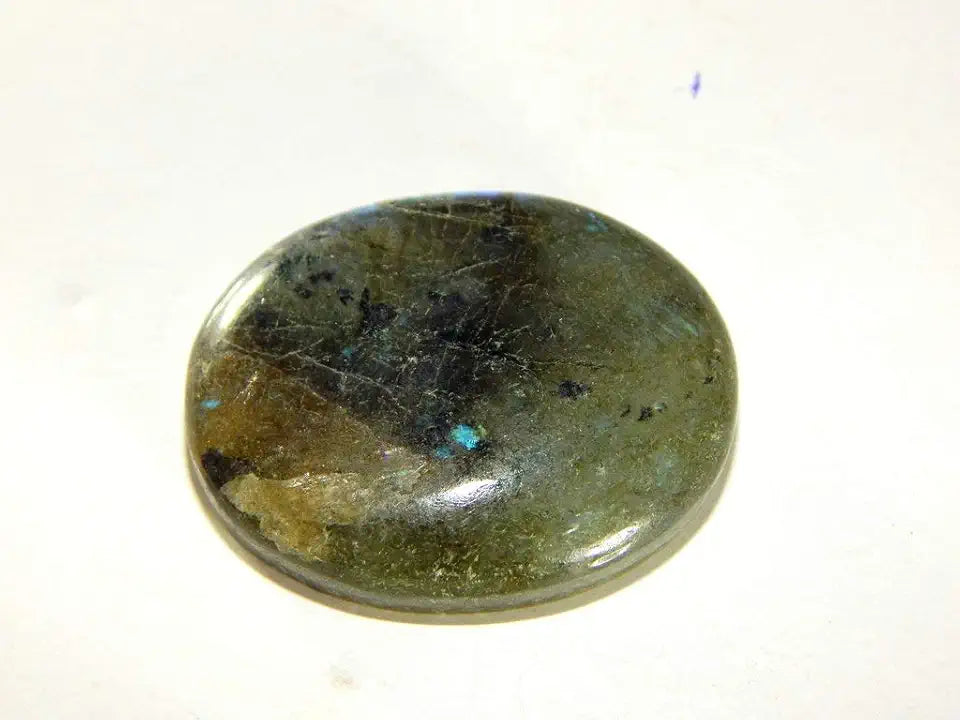 Labradorite Cab Stone 3cm O86289