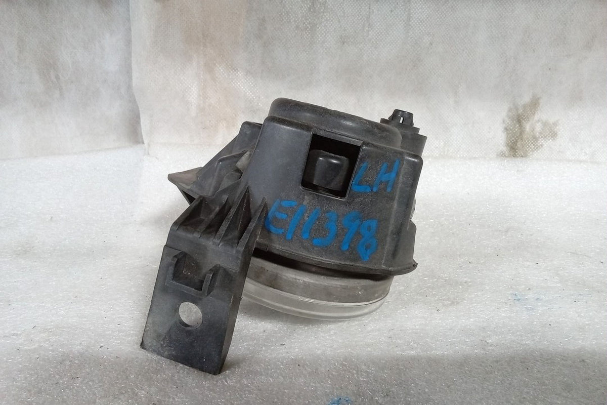 Driver Side Fog Lamp X64815