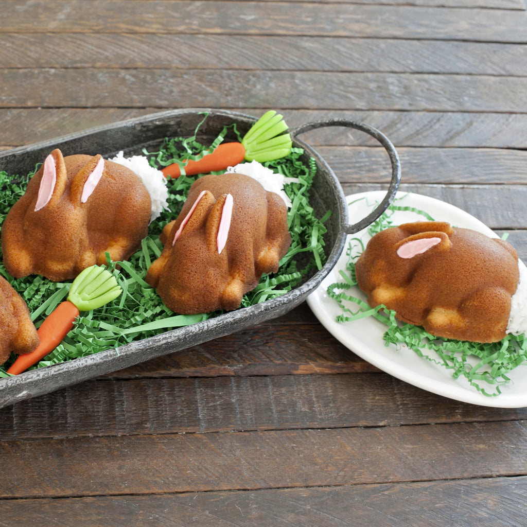 Nonstick Cast Aluminum Cakelet Pan O953201