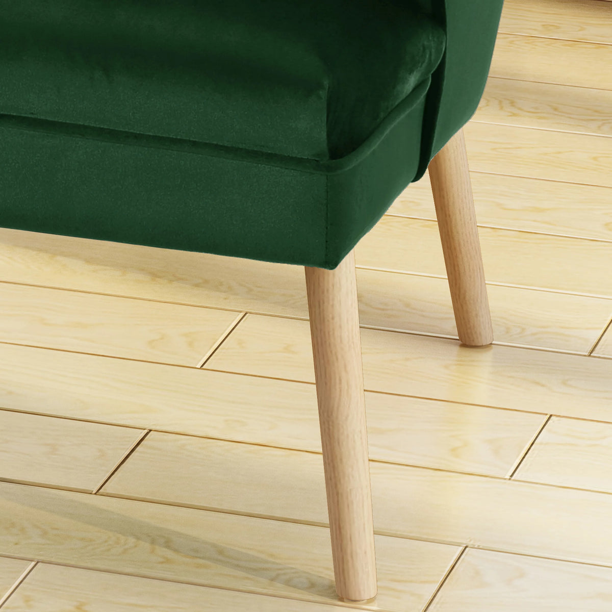 Mid Century Velvet Club Chair Z80800