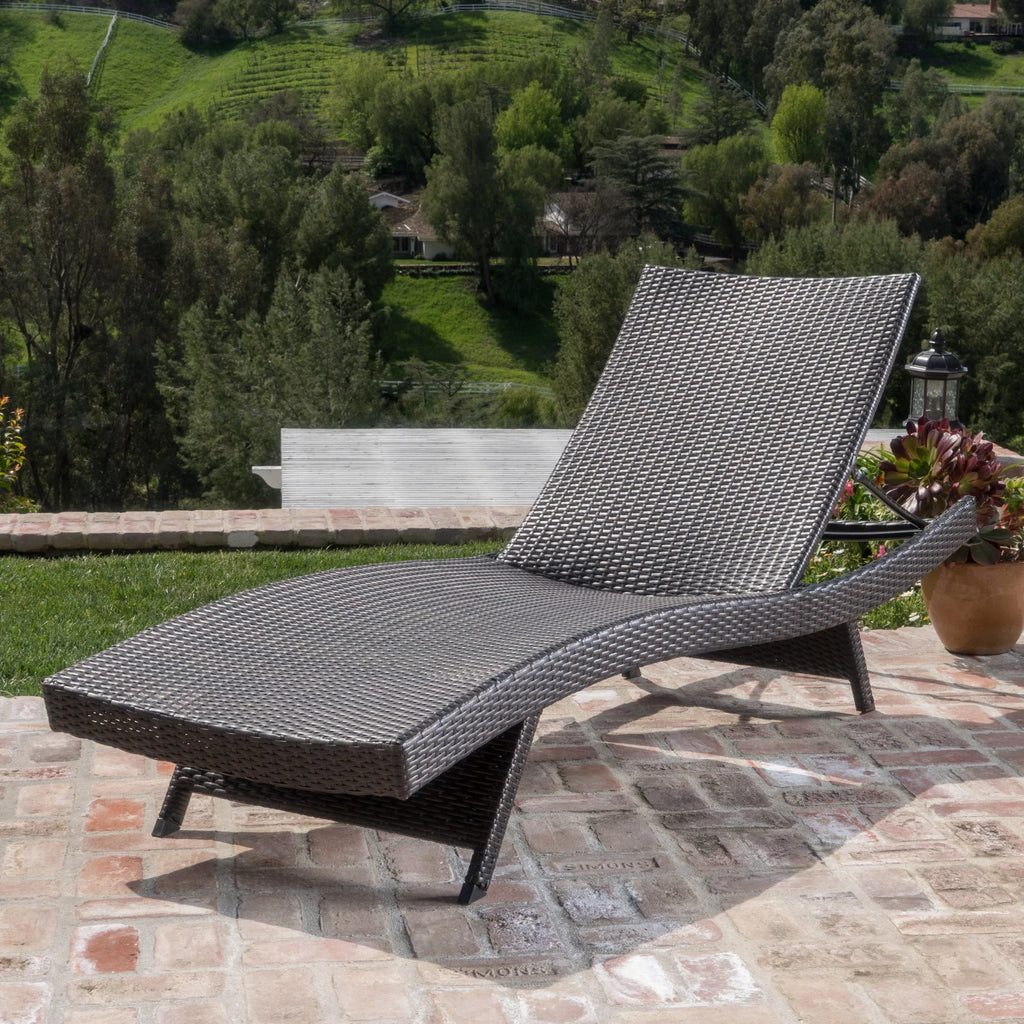 Grey Outdoor Wicker Lounge H306