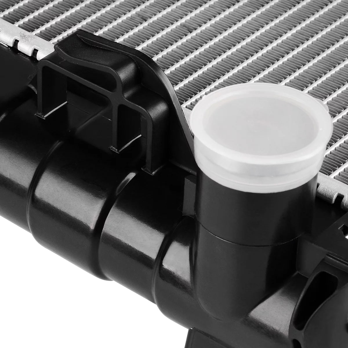 Radiator For 2001-2004 Dodge Caravan Voyager Chrysler Town & Country 3.3 3.8L R260