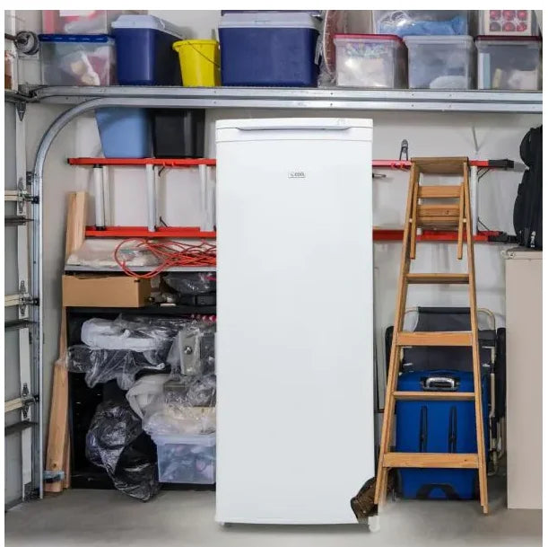 6.0 cu. ft. Upright Freezer in White Q86472