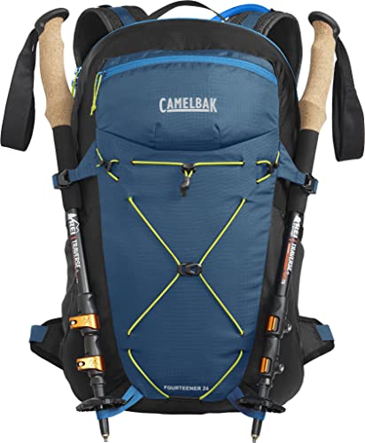 26 oz Hiking Hydration Pack B767295
