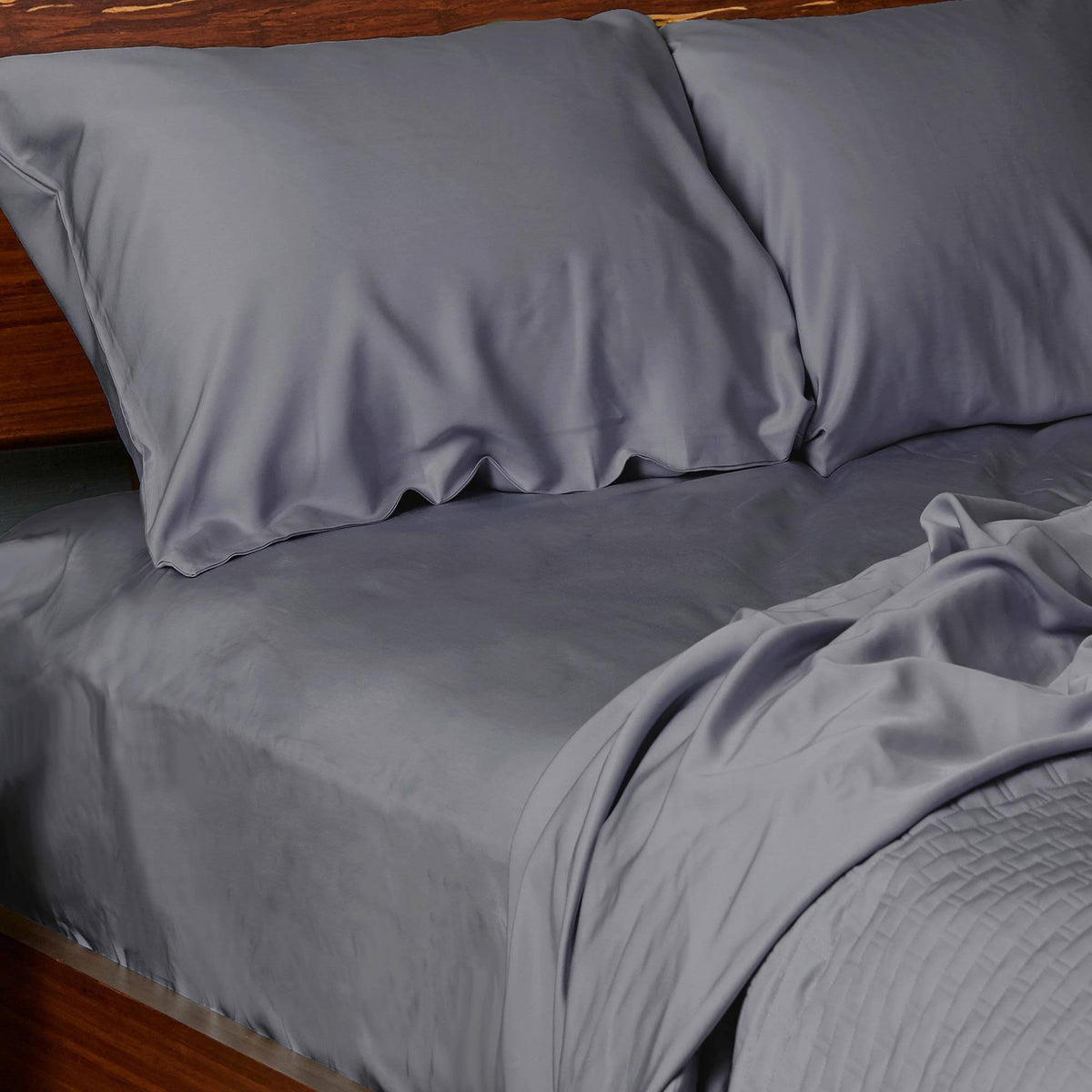Platinum Cal King Bamboo Sheet Set D423501