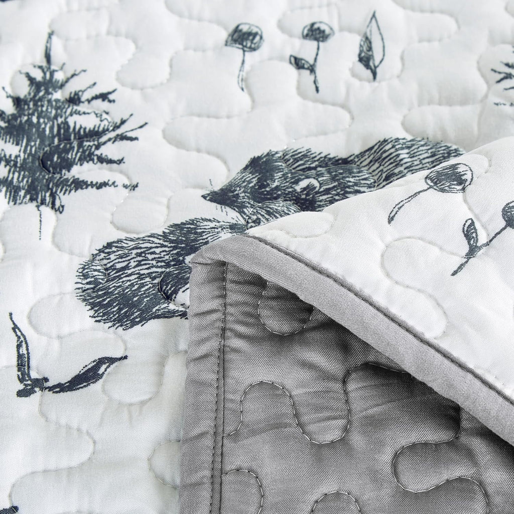 3-Piece King White Black Gray Microfiber Quilt Set D819