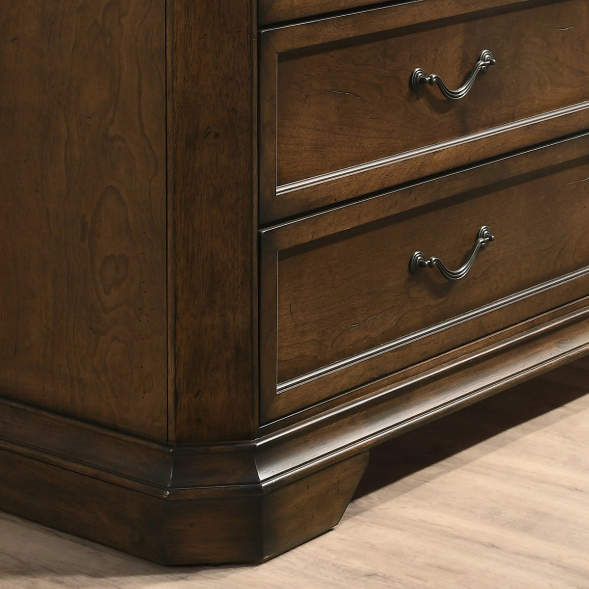 Wood 5-Drawer Chest C26324