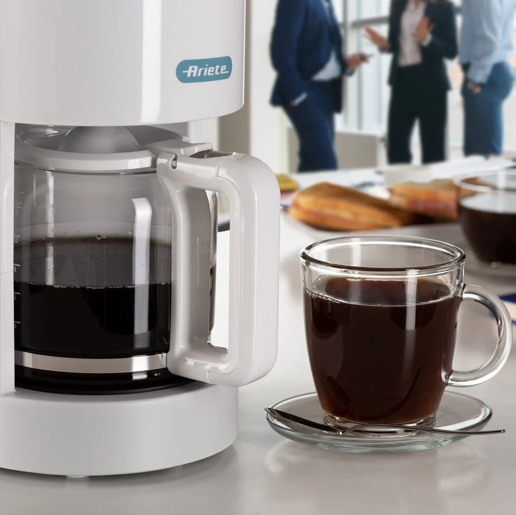 White Filter Coffee Machine E591457
