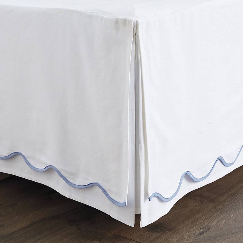 Queen Bedskirt T678618