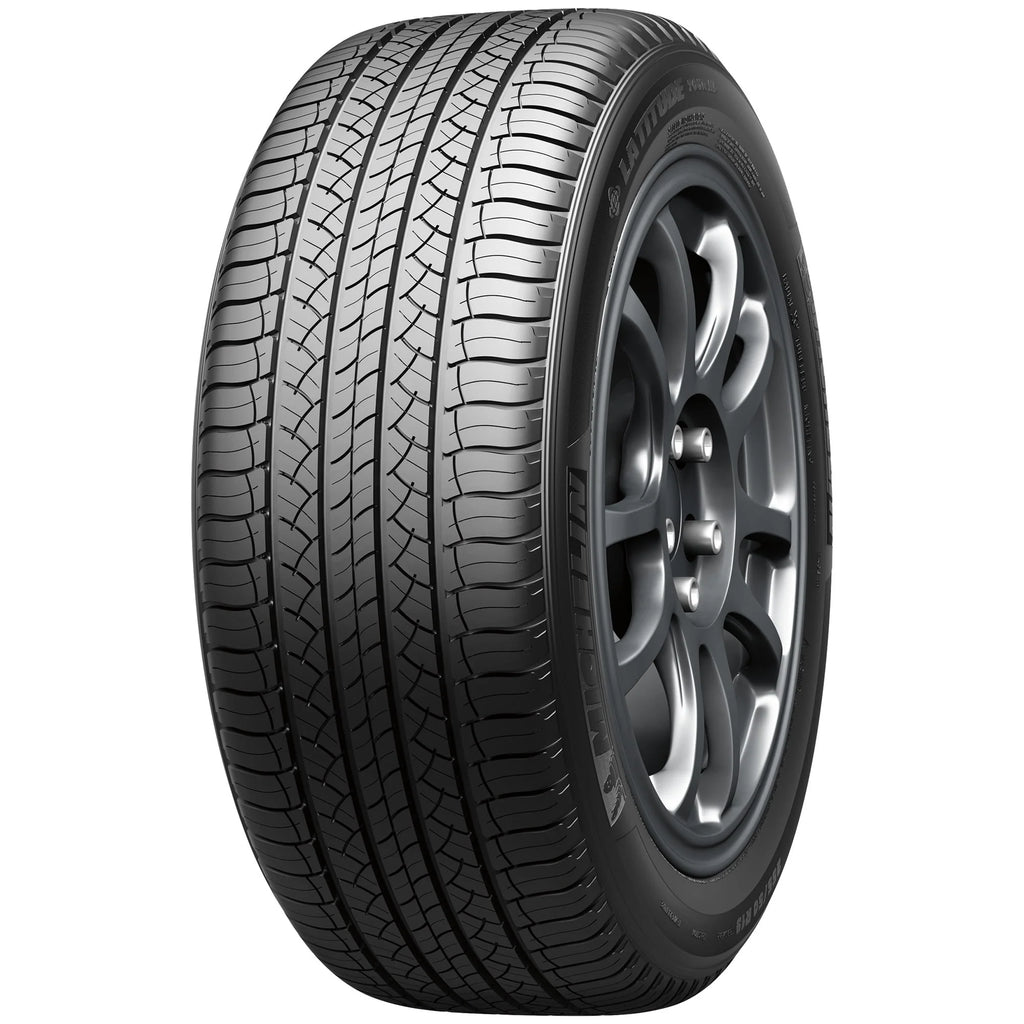 All-Season 235/65R18/XL 110V Tire U853283