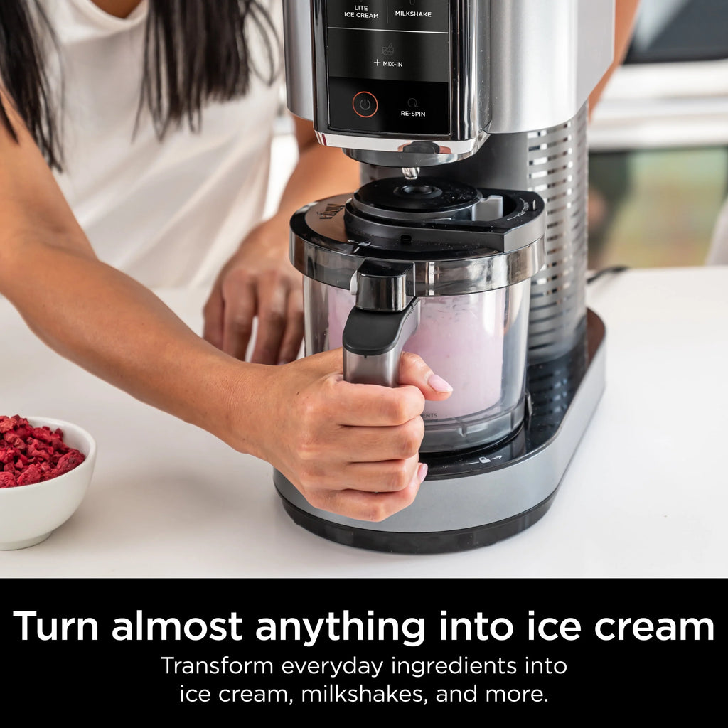 Ice Cream Maker with 2 Pints S1675