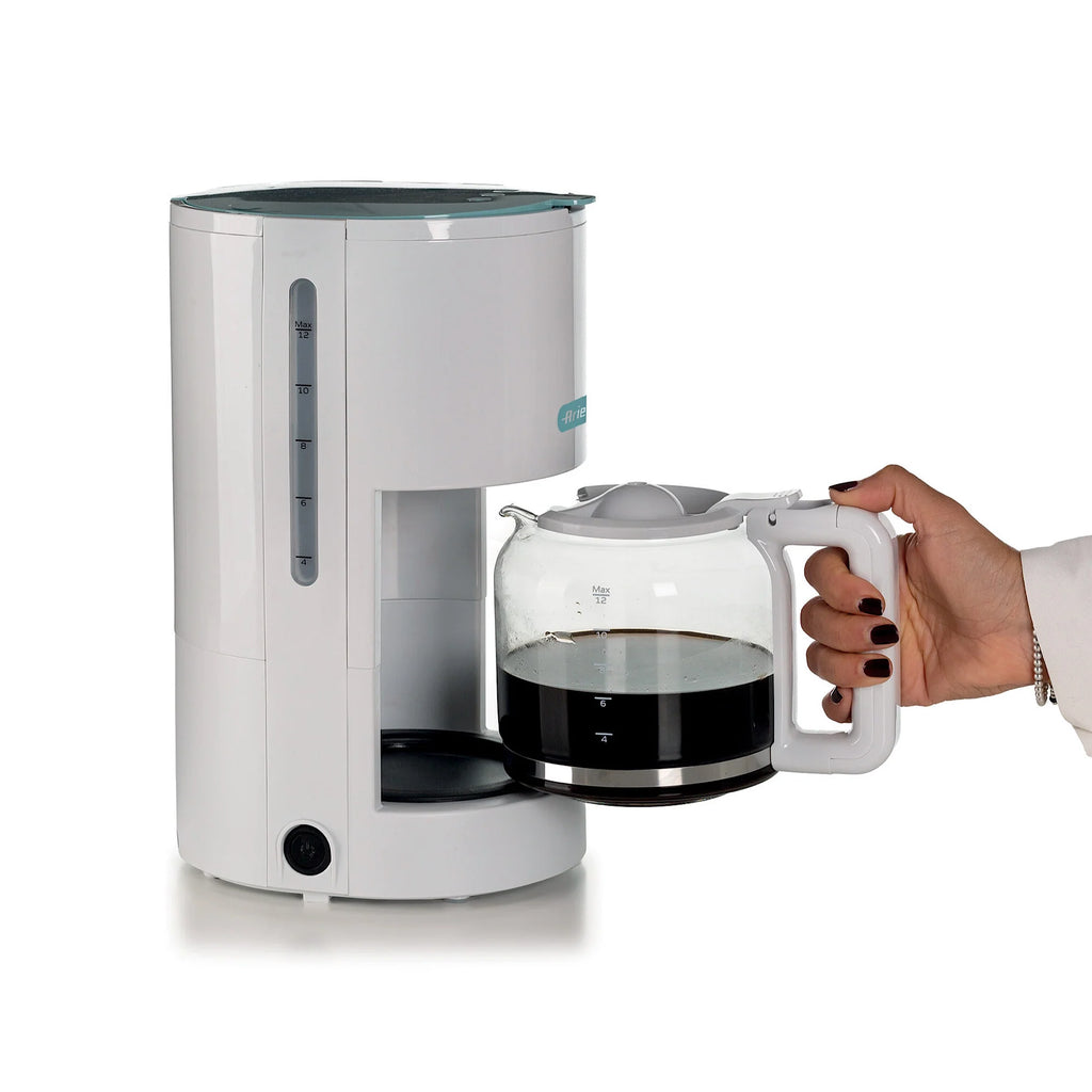 White Filter Coffee Machine E591457