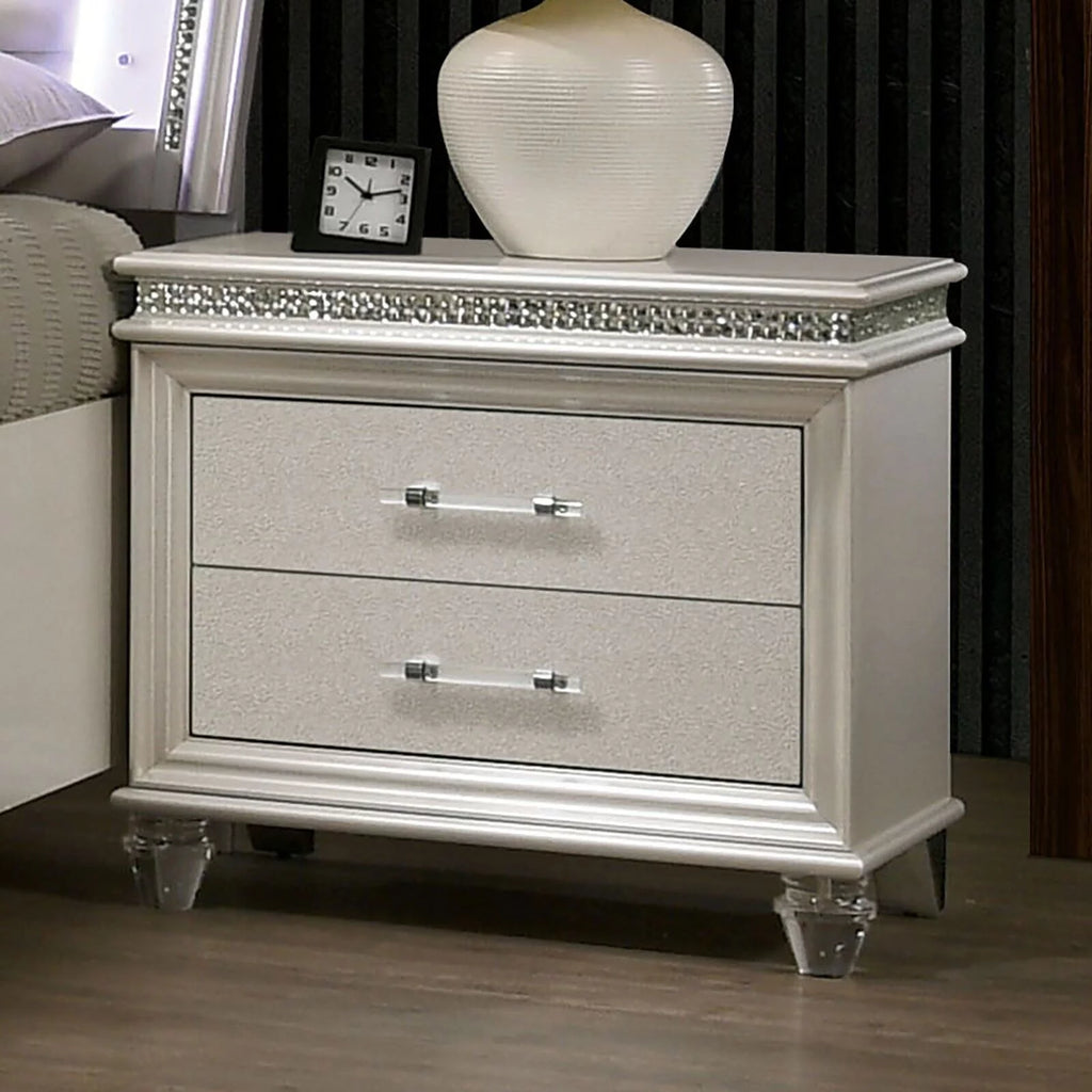 Pearl White 4pc Queen Size Bedroom Set Dresser Mirror Nightstand Y61367